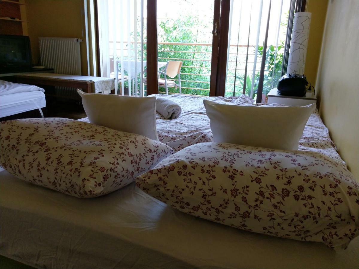 שיופוק Mandarin Wellness Apartman מראה חיצוני תמונה